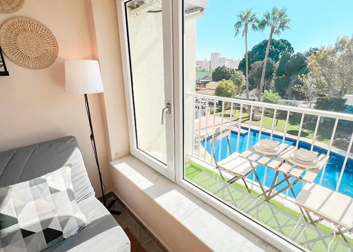 Cozy&sunny Carihuela Park