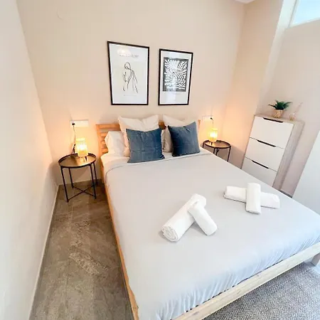 Cozy & Sunny Carihuela Park 公寓