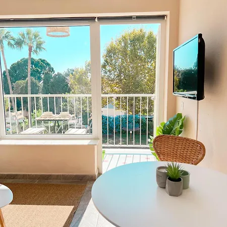 Cozy & Sunny Carihuela Park * 托雷莫利诺斯