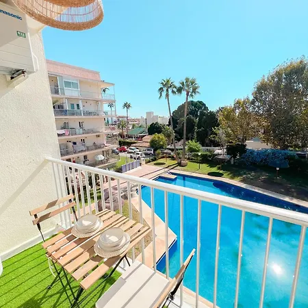 Lägenhet Cozy & Sunny Carihuela Park Torremolinos